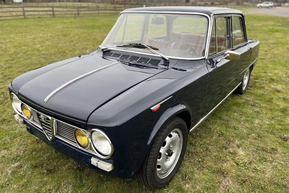 1967 Alfa Romeo 105 Series Sedan sold for $33,000