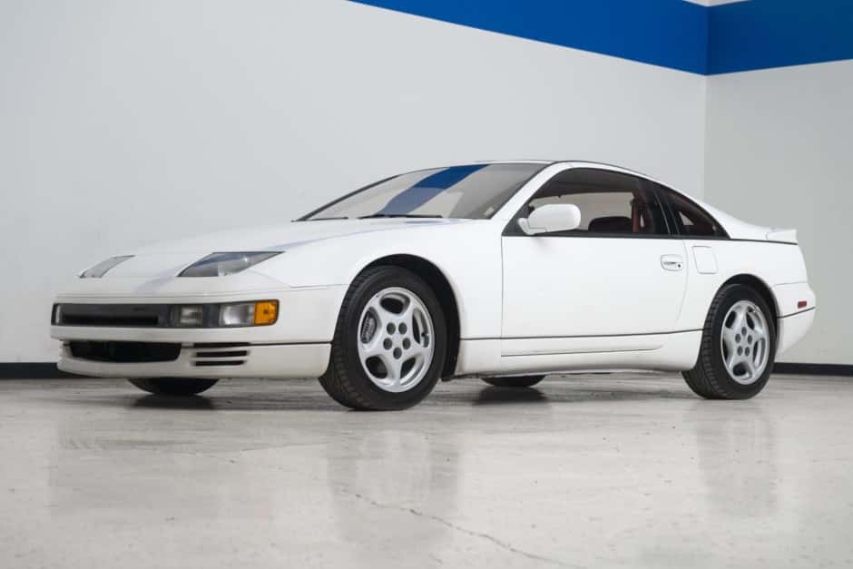 1990 Nissan Z32 300ZX sold for $18,751