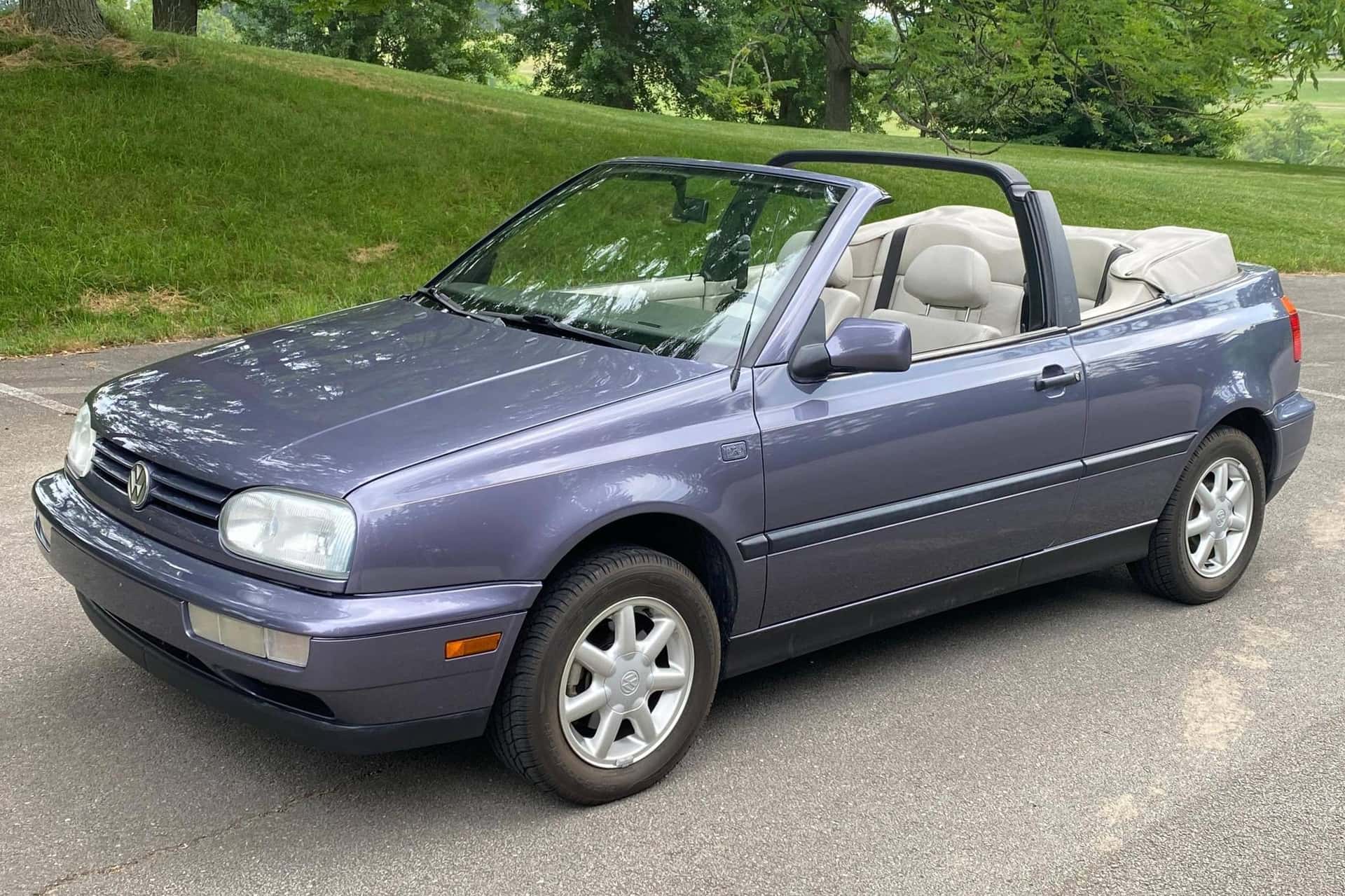 1995 Volkswagen Cabrio sold for $7,500