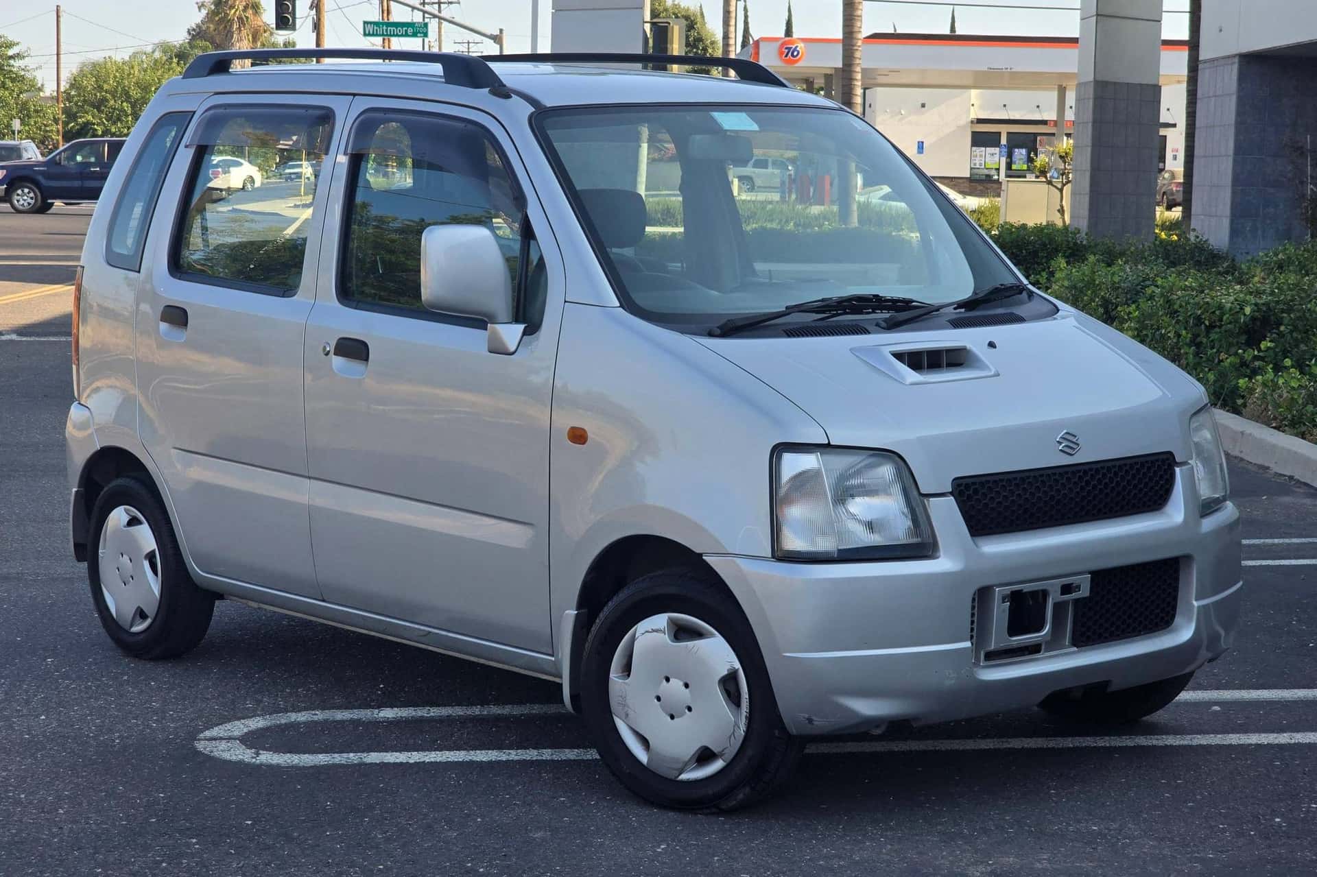 1998 Suzuki Wagon R sold for $3,841