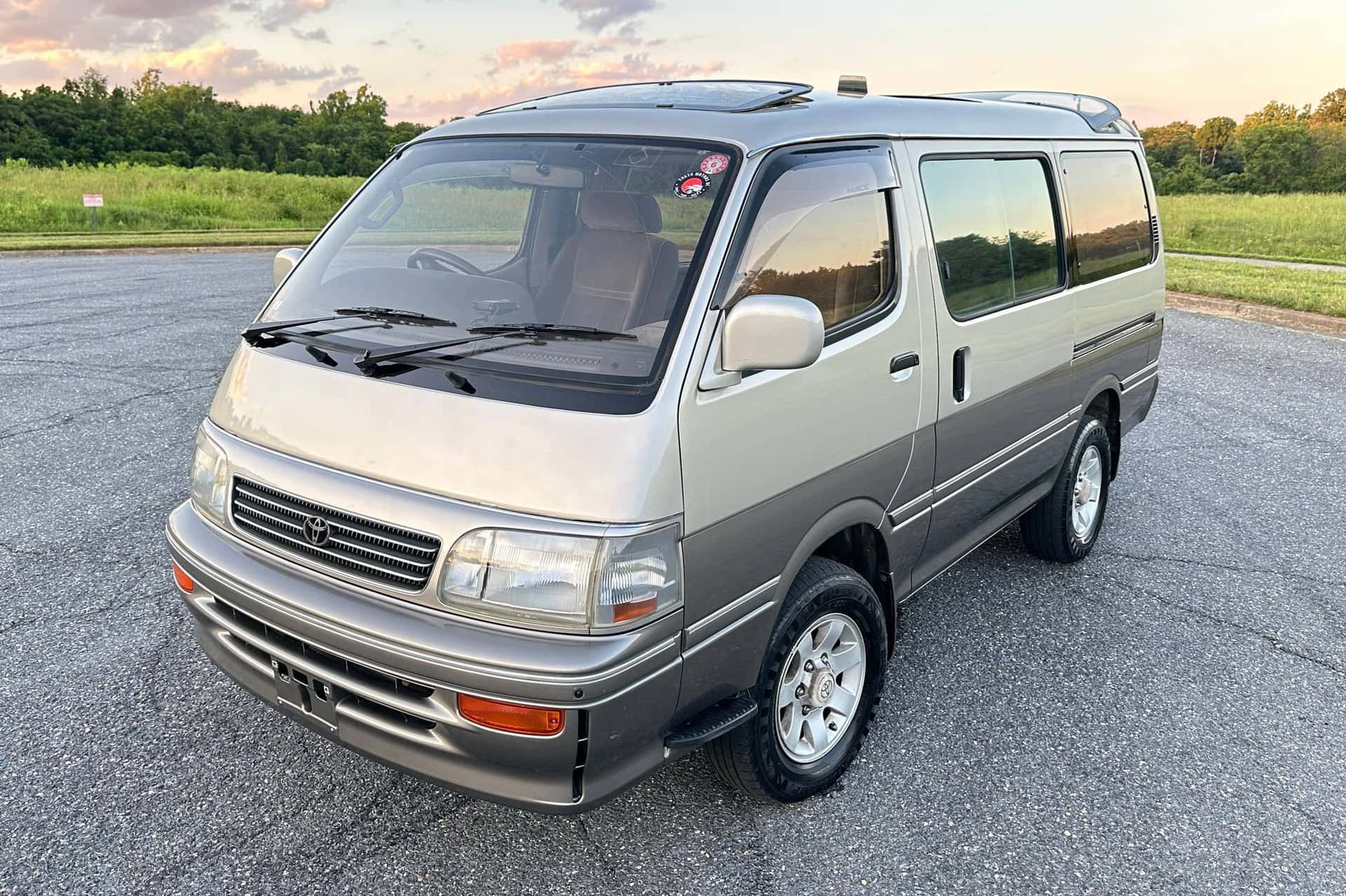 1996 Toyota HiAce sold for $10,600