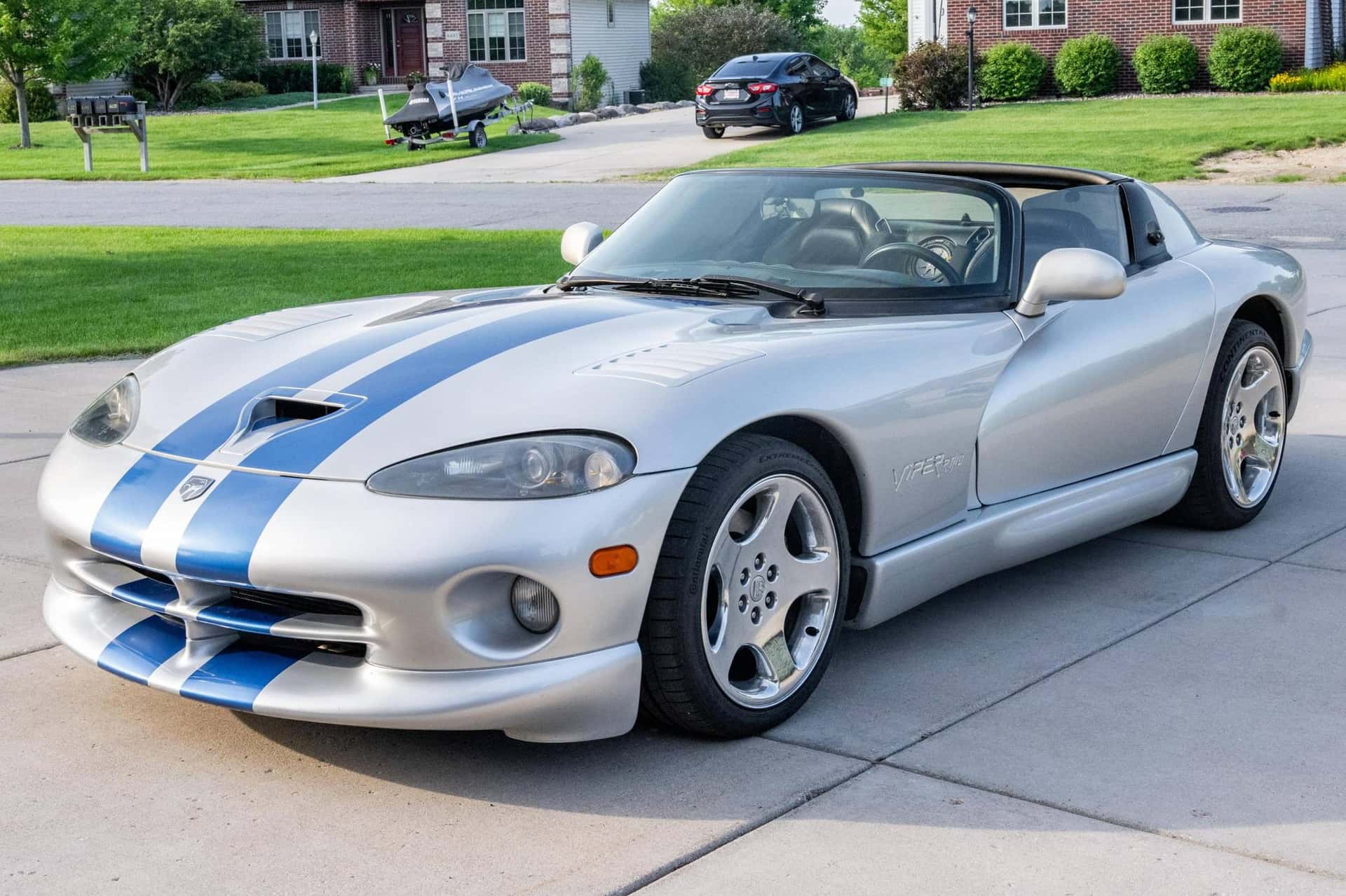 1999 Dodge Viper sold for $31,500