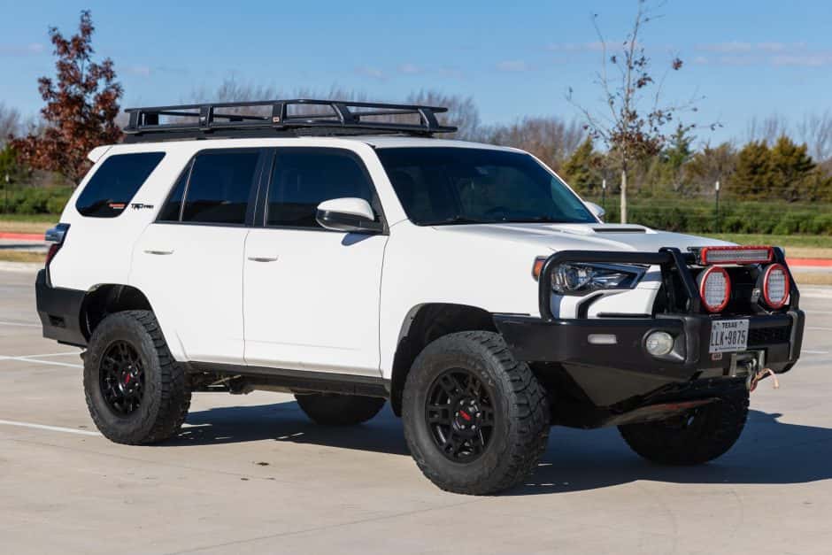 2017 Toyota 4Runner (N280) sold for $33,000