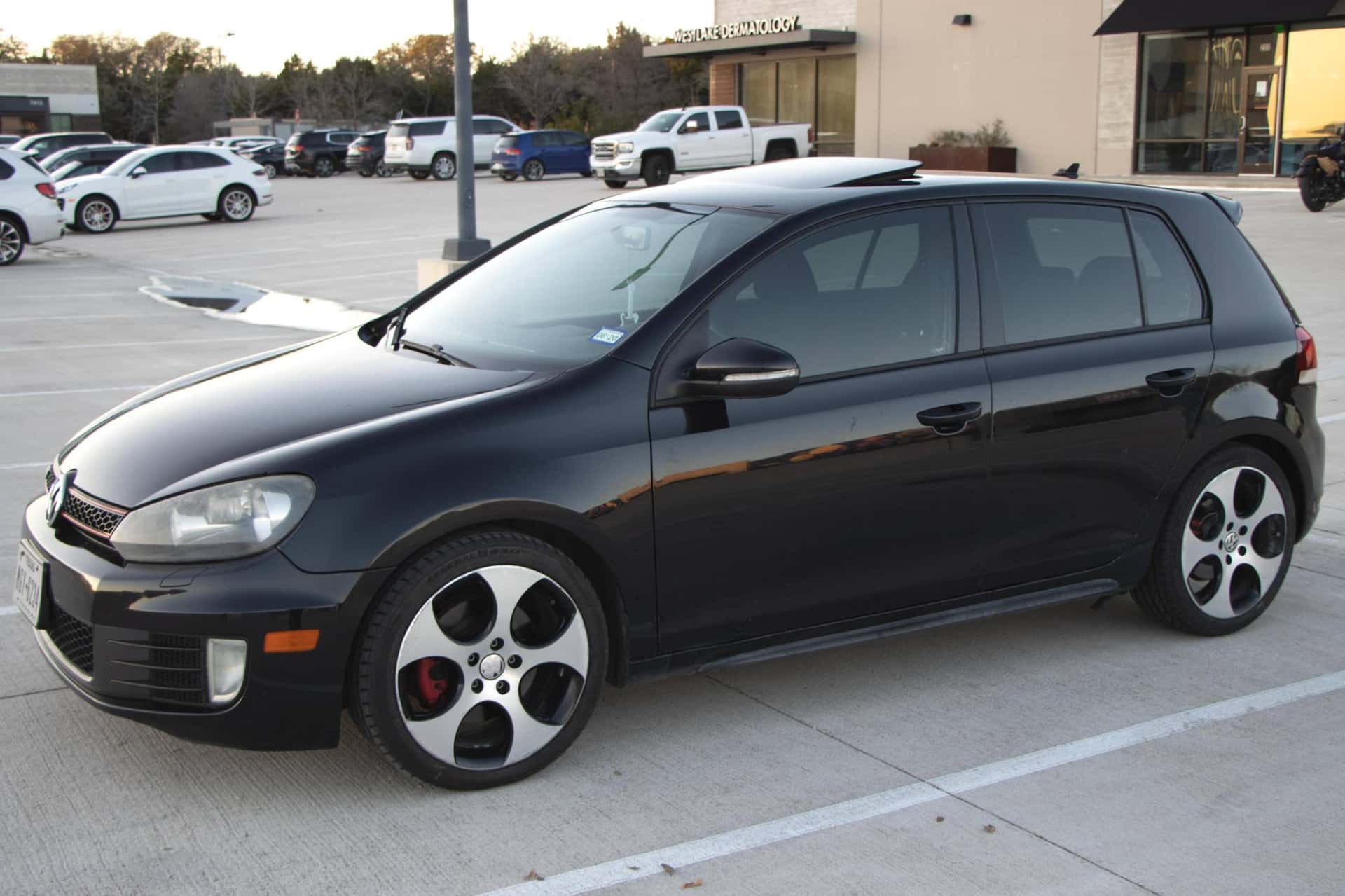 2011 Volkswagen Mk6 GTI sold for $6,300