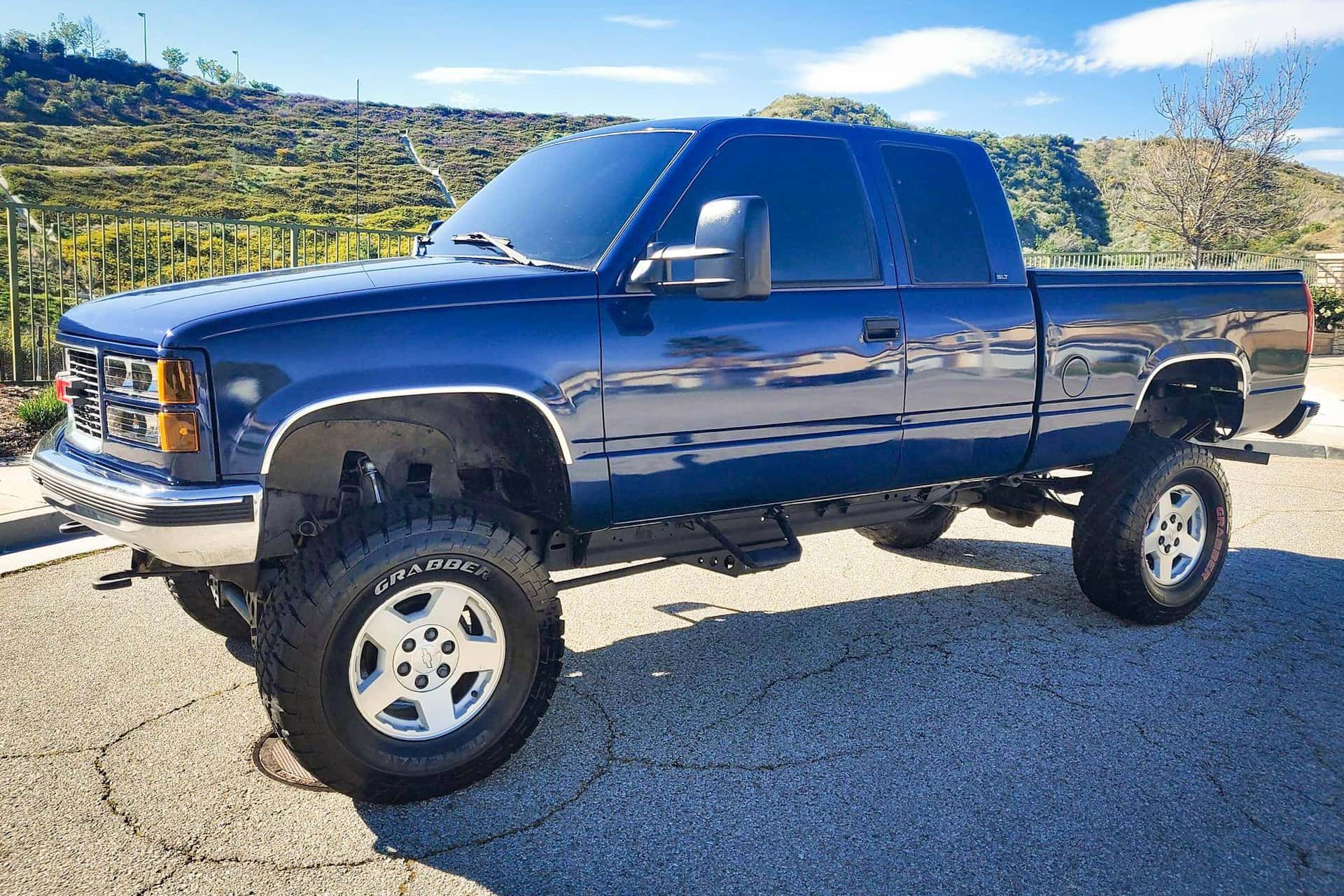 1996 GMC Sierra sold for $12,400