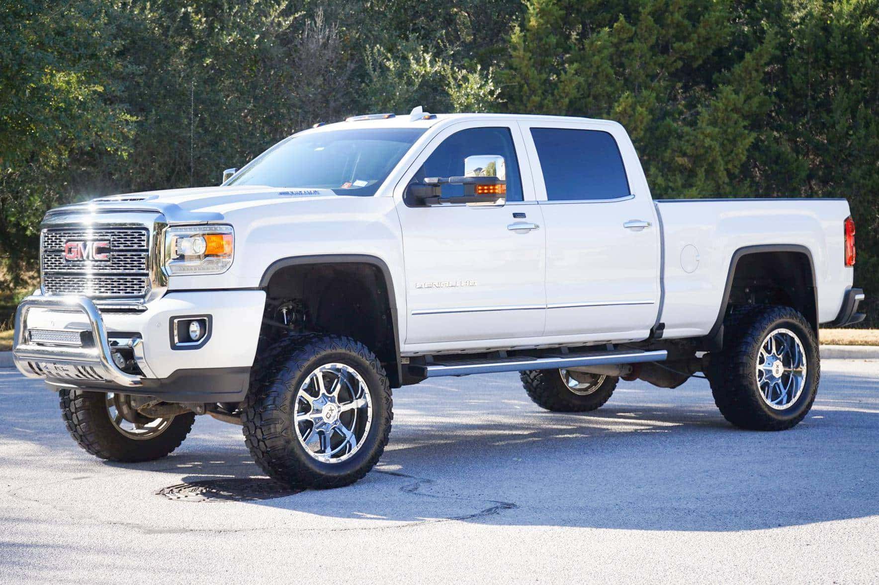 2018 GMC Sierra sold for $56,055