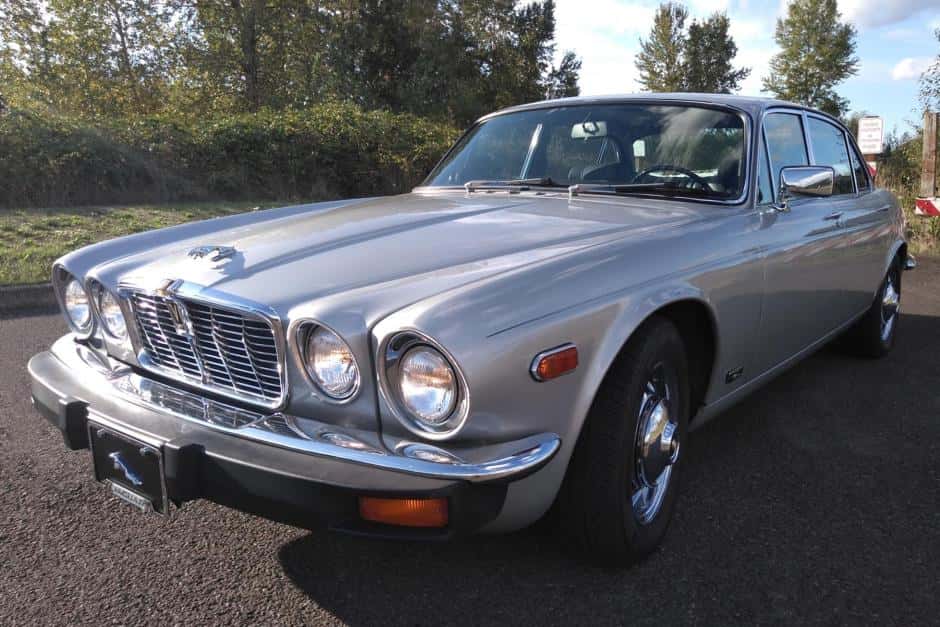 1979 Jaguar XJ Series 2 (1974-1979) sold for $7,000