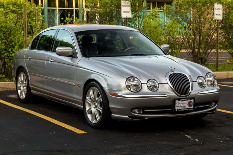 2001 Jaguar S-Type (1999-2007) sold for $4,900
