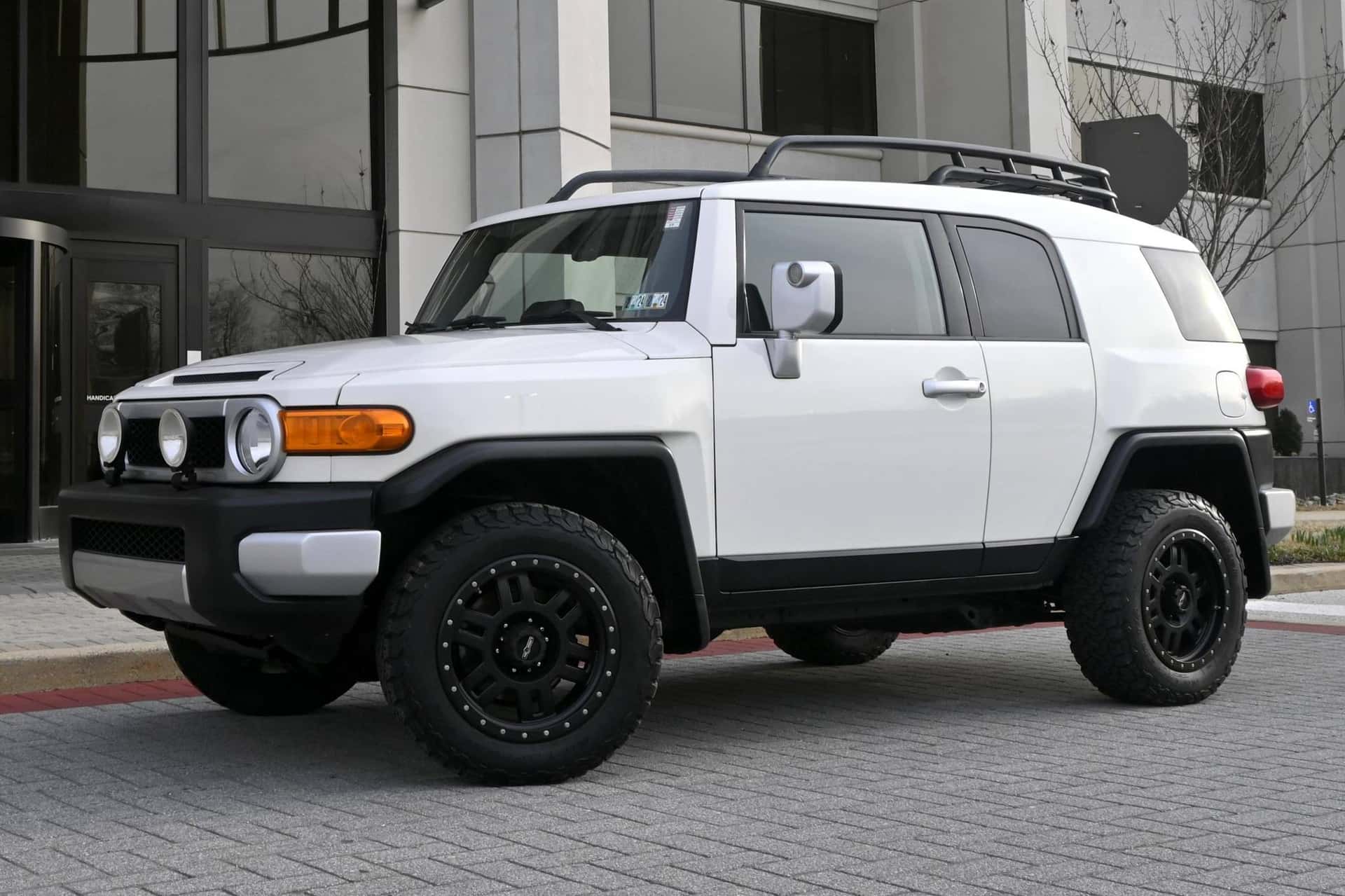 2011 Toyota FJ Cruiser sold for $18,750