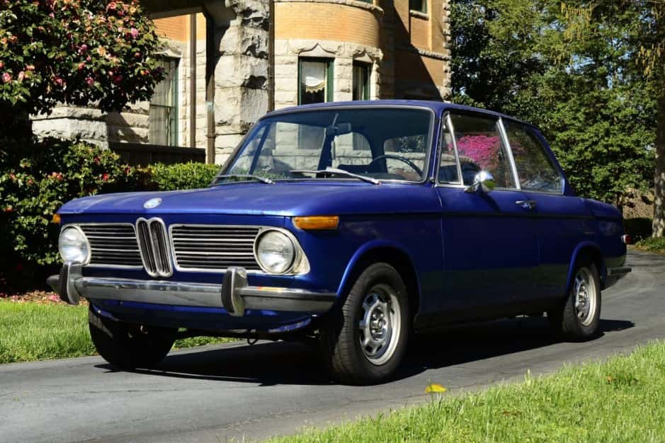 1972 BMW 2002 sold for $9,000