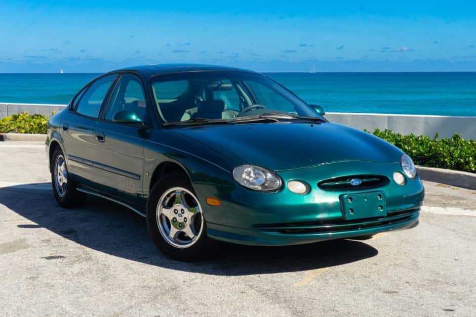1997 Ford Taurus SHO sold for $2,705