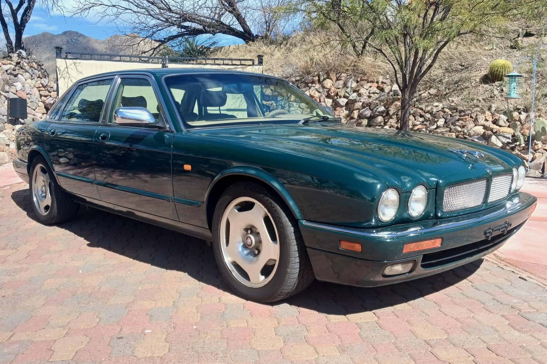1997 Jaguar XJR sold for $5,500