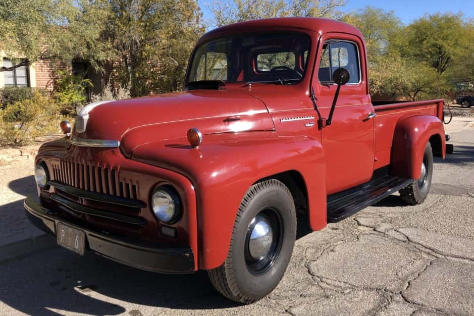 1952 International Harvester Pickup sold for $16,250