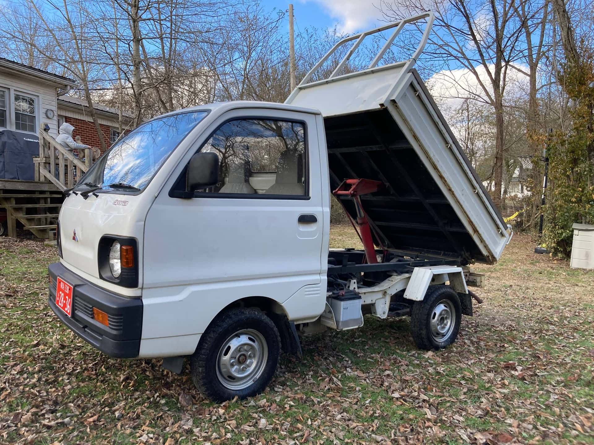 1993 Mitsubishi Minicab sold for $6,800