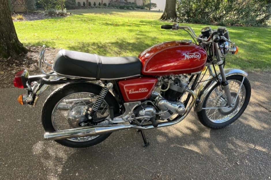 1973 Norton Commando sold for $11,250