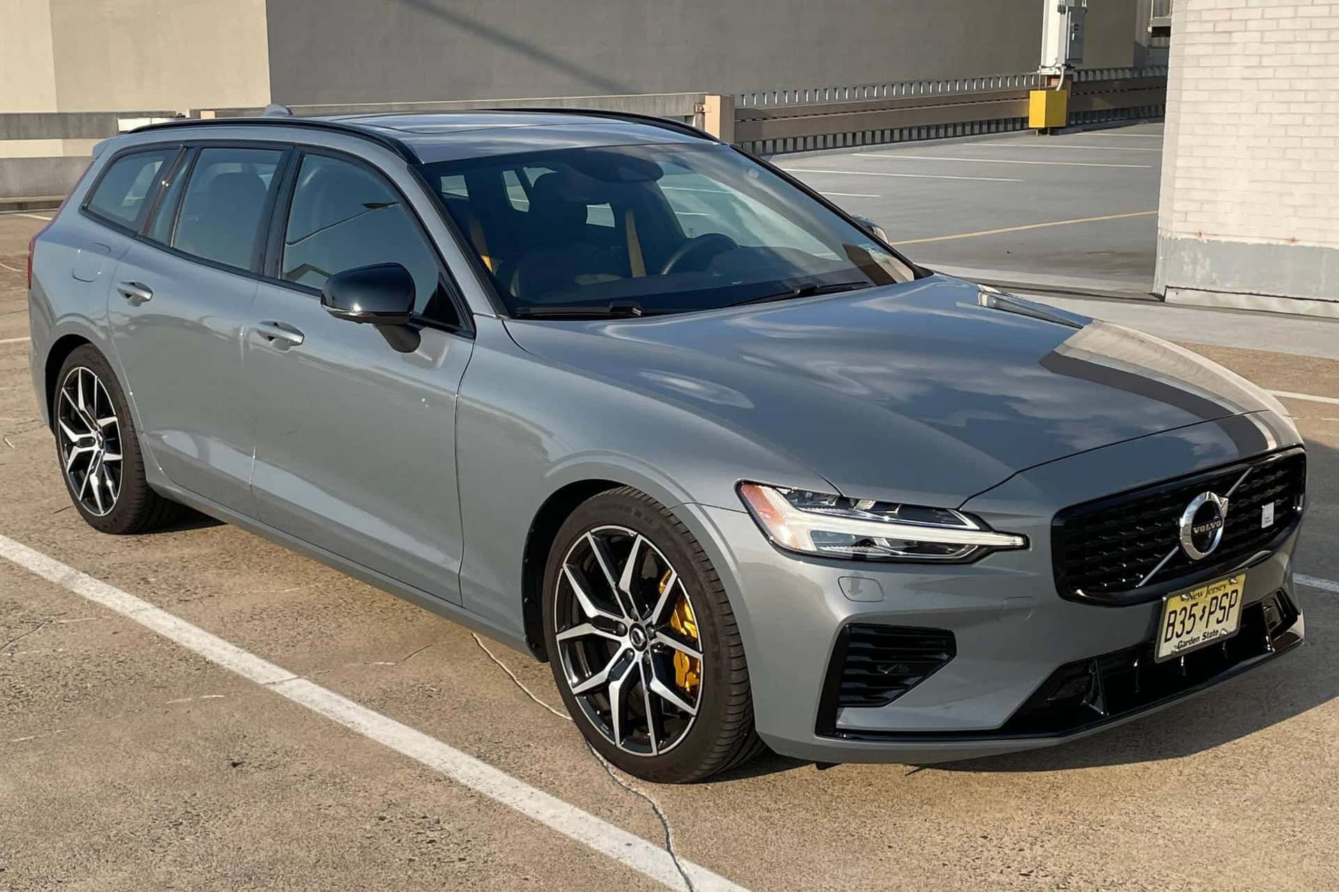 2022 Volvo V60 sold for $54,000