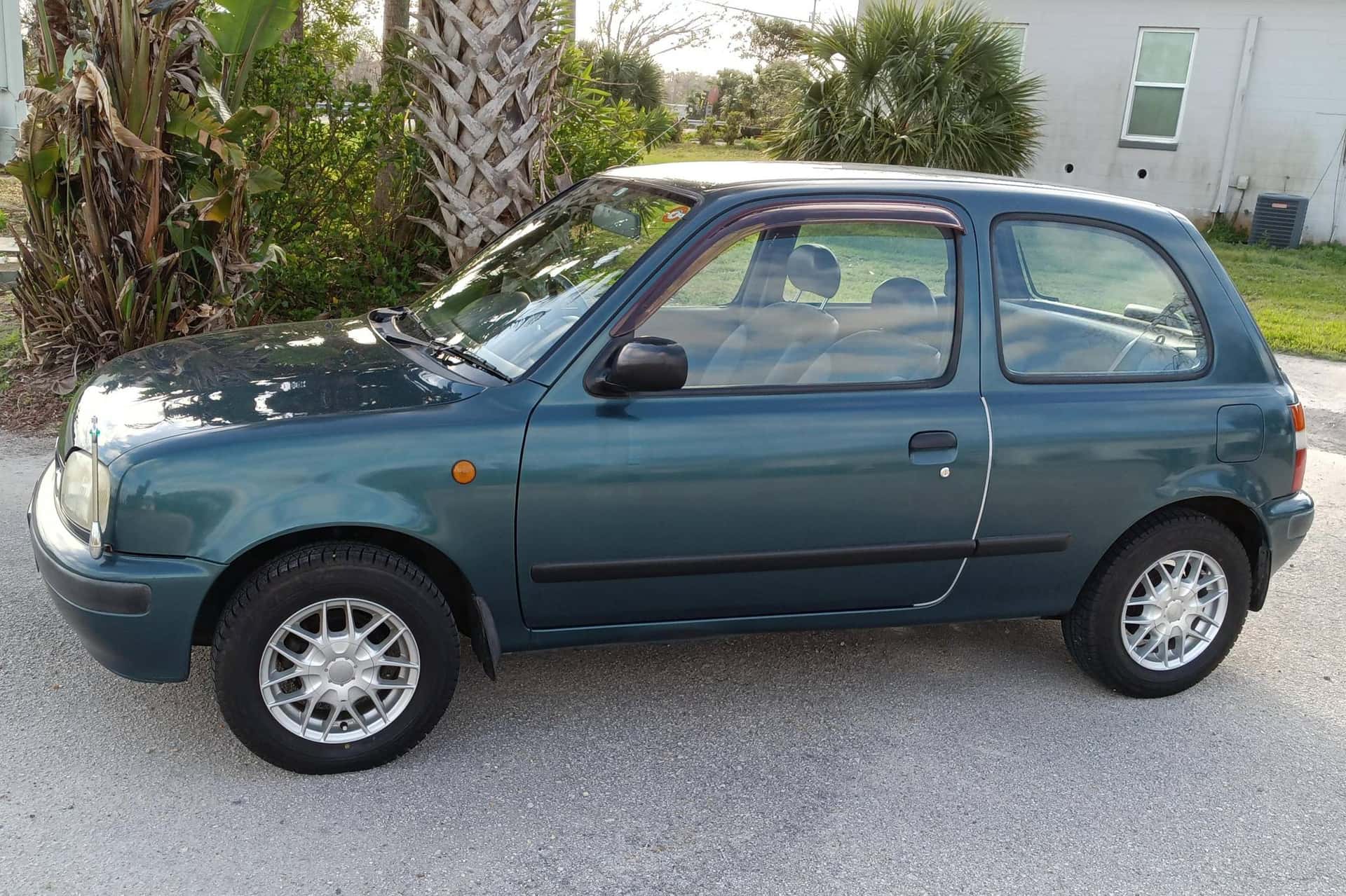 1997 Nissan March sold for $4,500