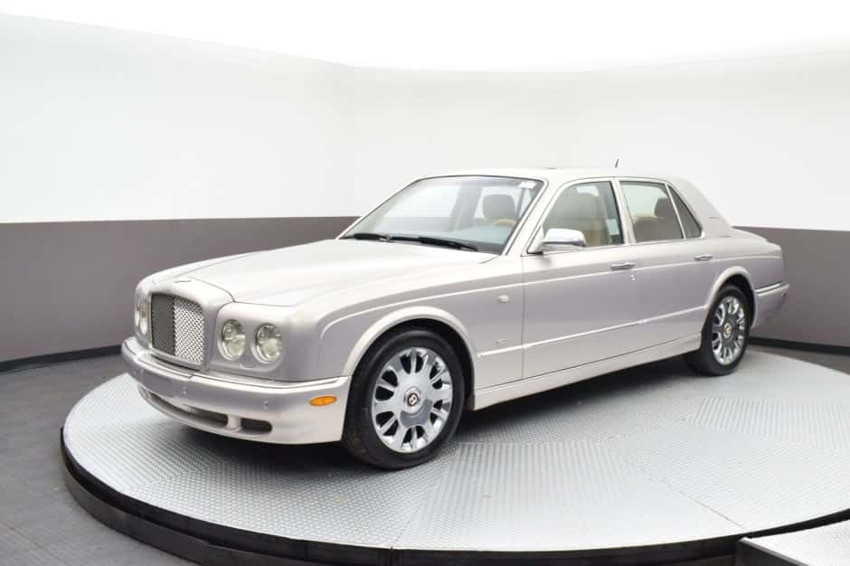 2005 Bentley Arnage sold for $31,251
