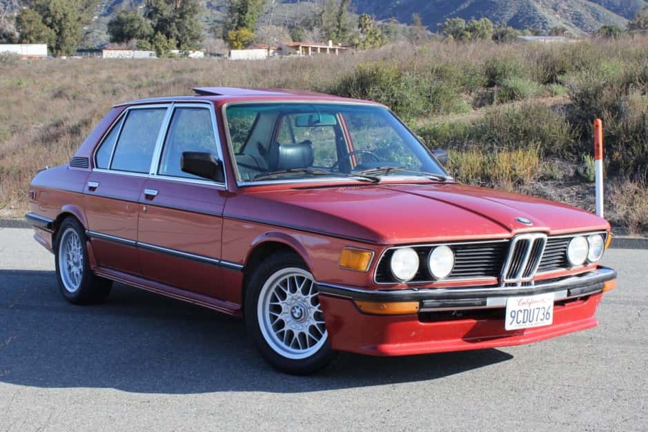 1980 BMW E12 5-Series sold for $8,177