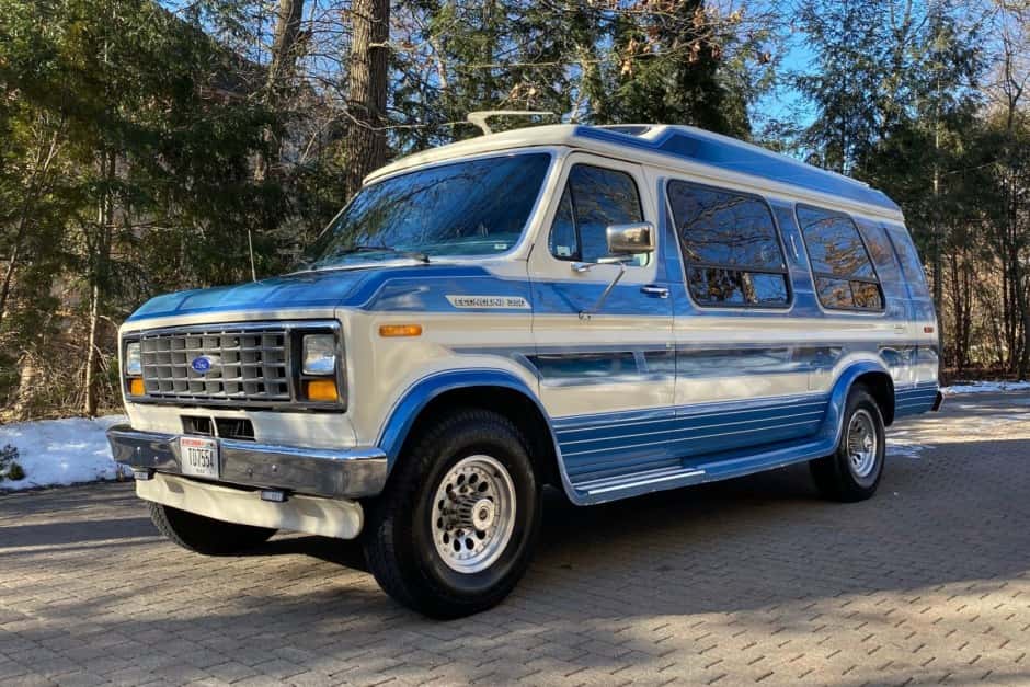 1987 Ford Econoline Van sold for $16,250