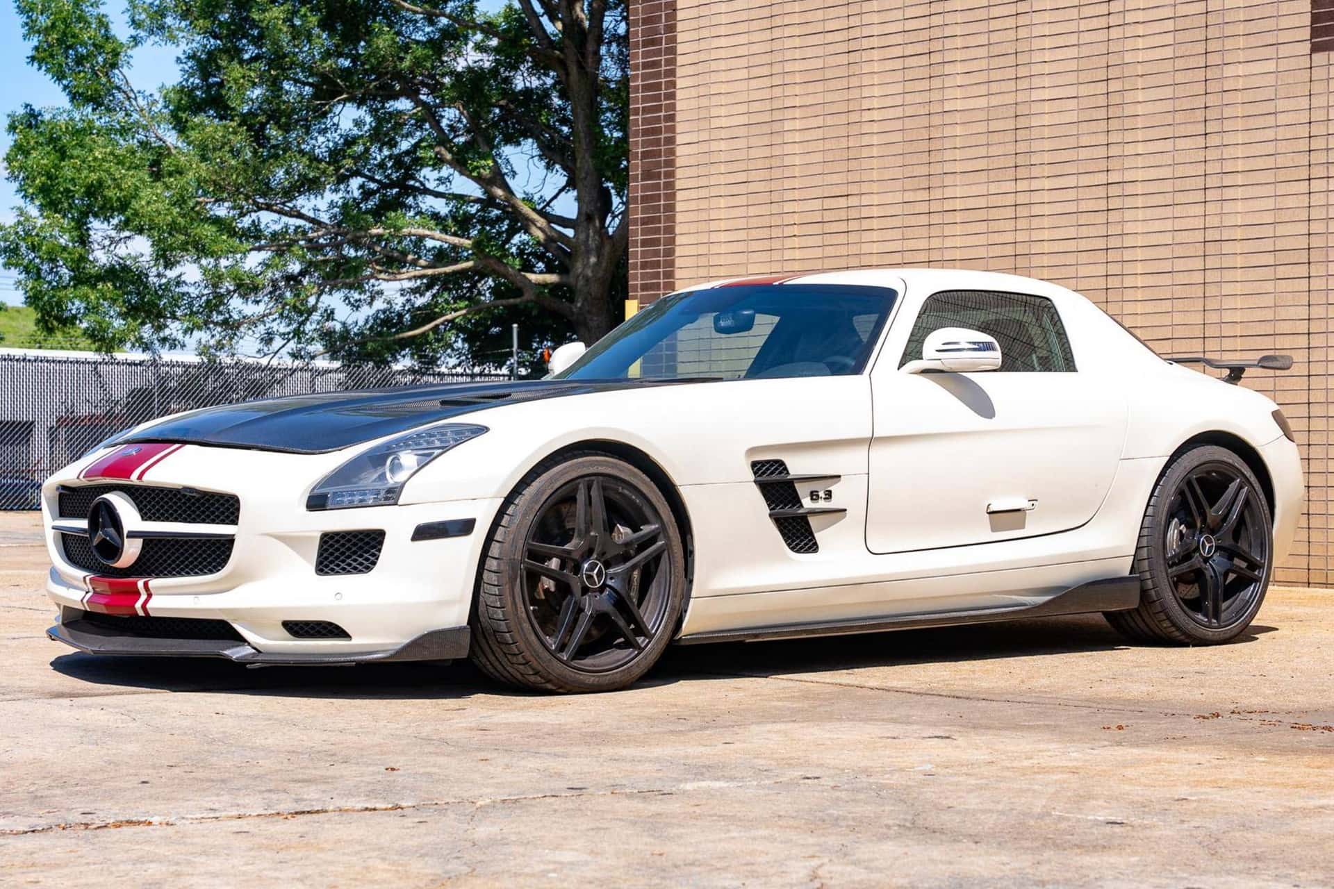 2011 Mercedes-Benz SLS AMG sold for $160,500