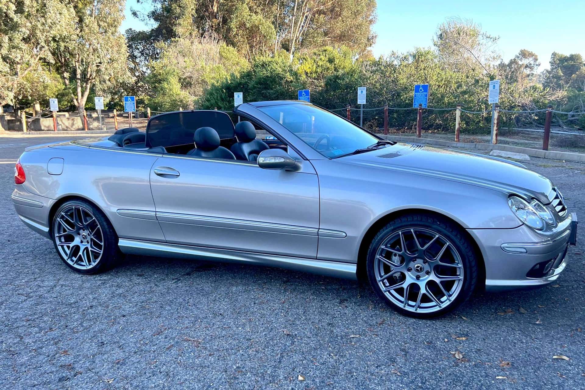 2005 Mercedes-Benz CLK-Class sold for $11,445
