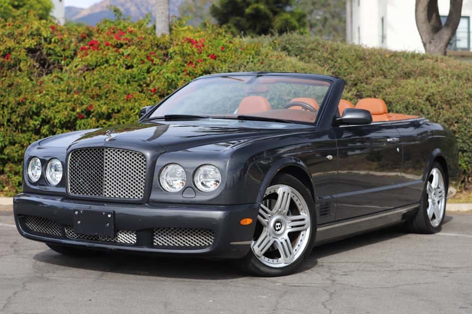 2010 Bentley Azure sold for $104,000