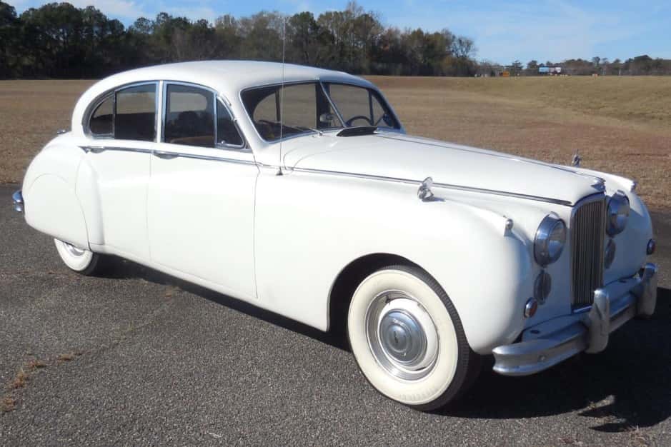 1954 Jaguar Mk VII, VIII, & IX sold for $13,000