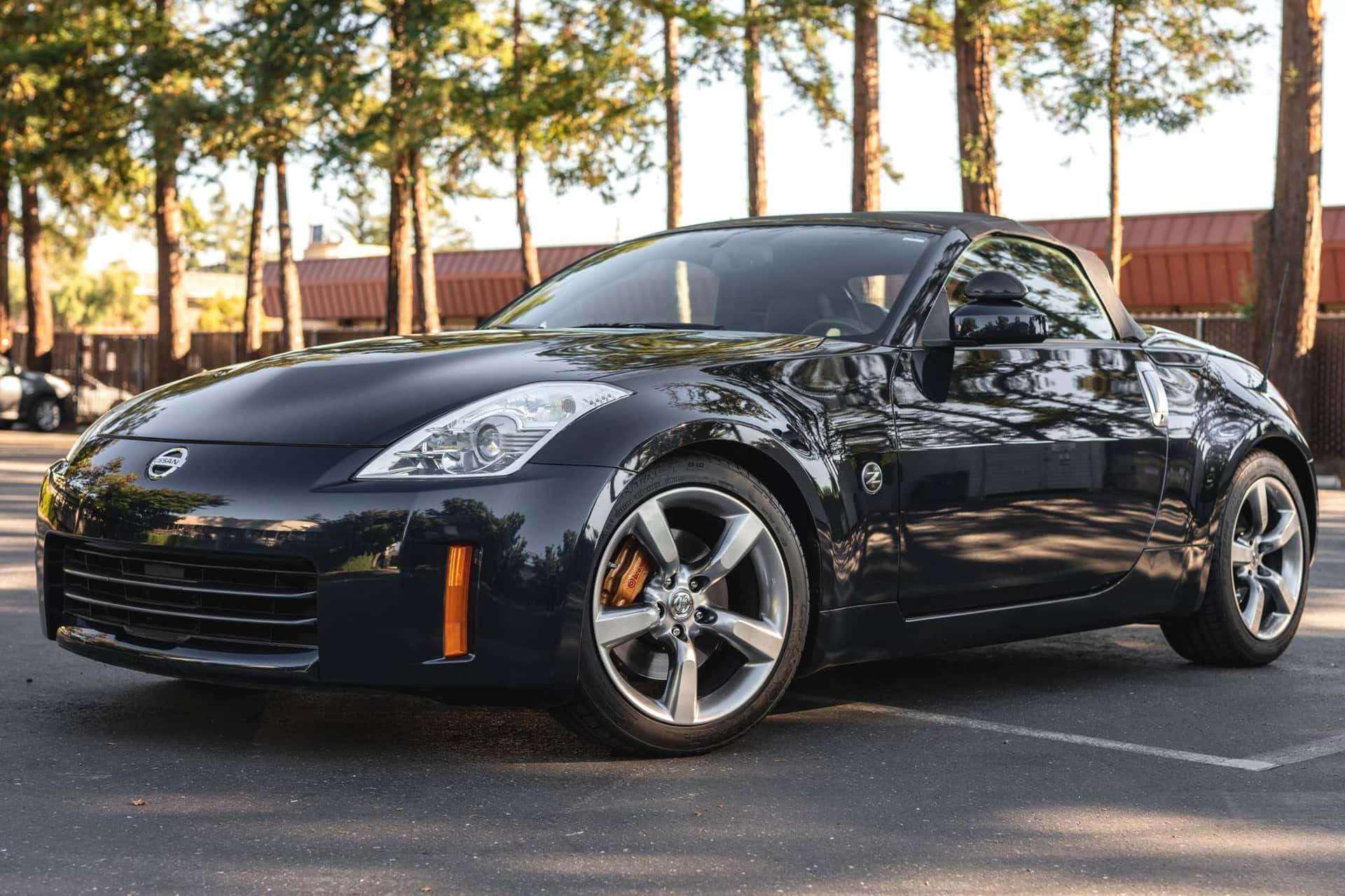 2007 Nissan 350Z sold for $12,315