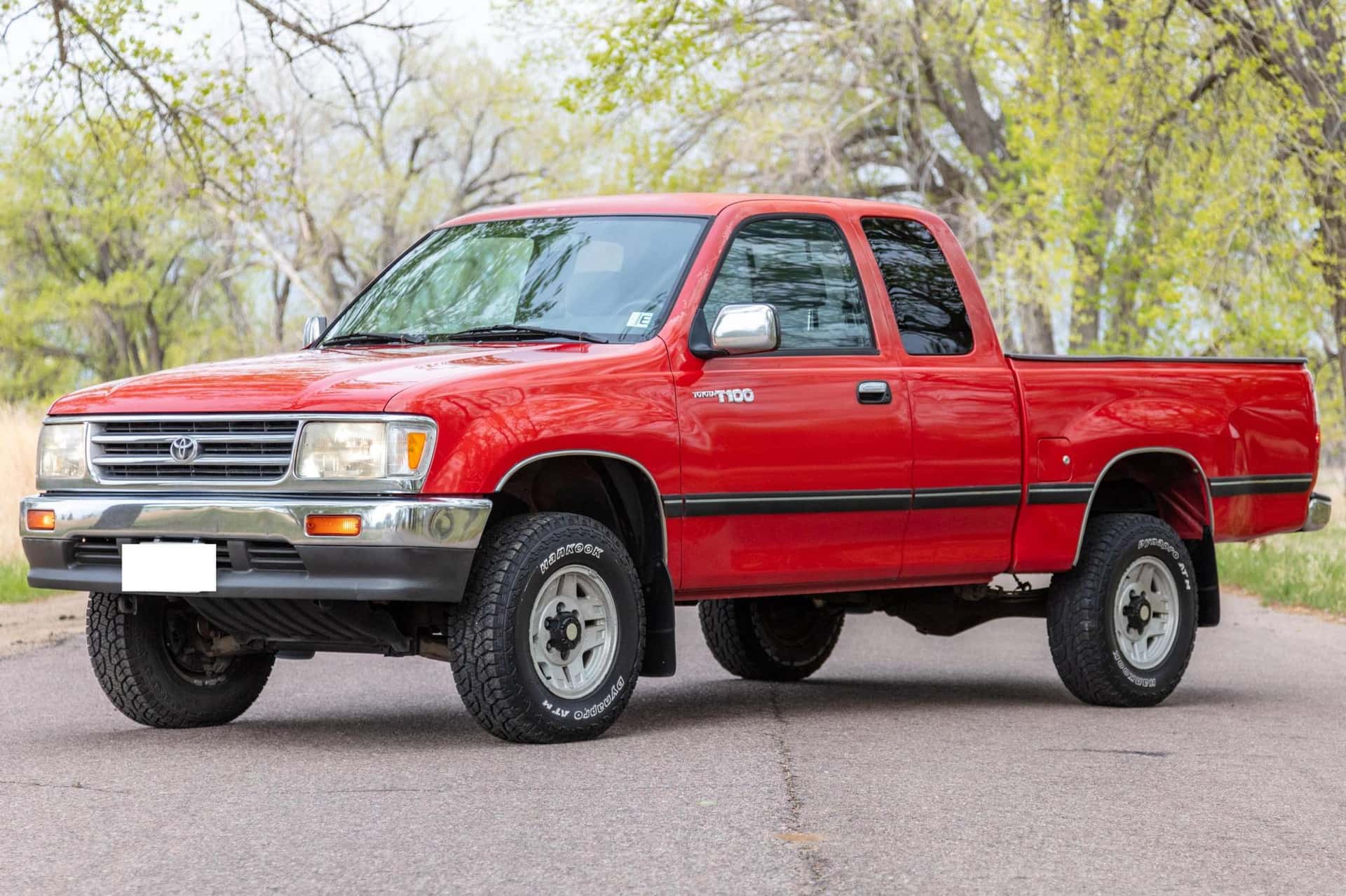 1996 Toyota T100 sold for $10,100