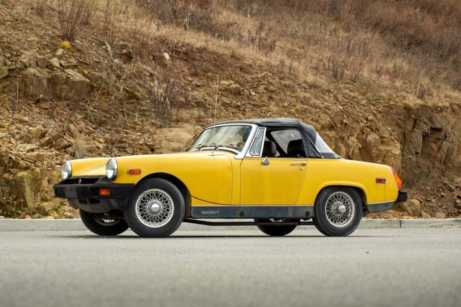1978 MG Midget sold for $2,700