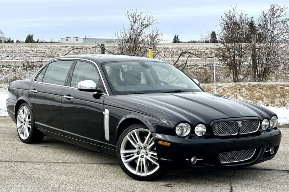 2009 Jaguar X350/X356/X358 XJ (2004-2009) sold for $156,000