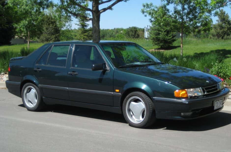 1996 Saab 9000 sold for $9,200