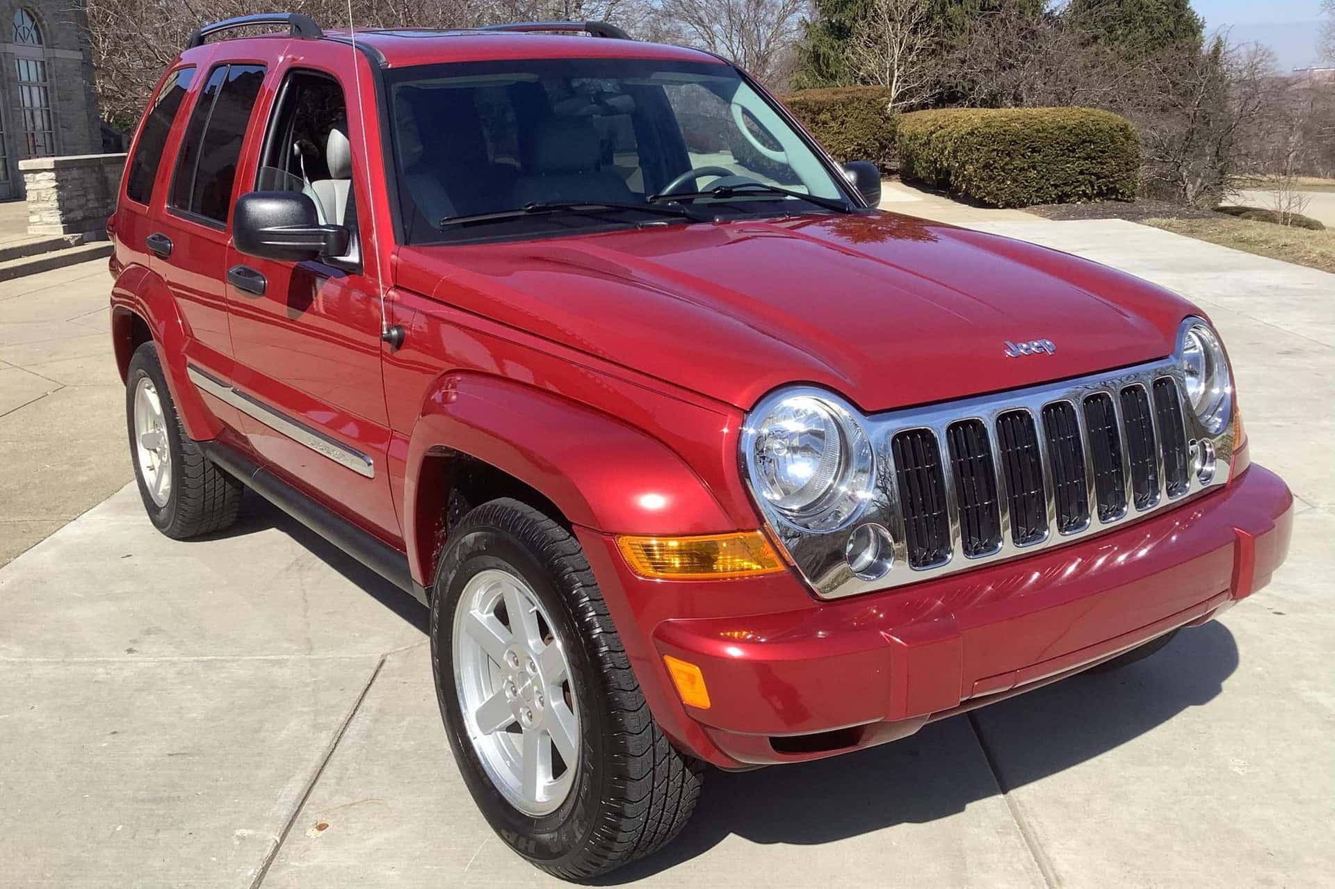 2007 Jeep Liberty sold for $11,700