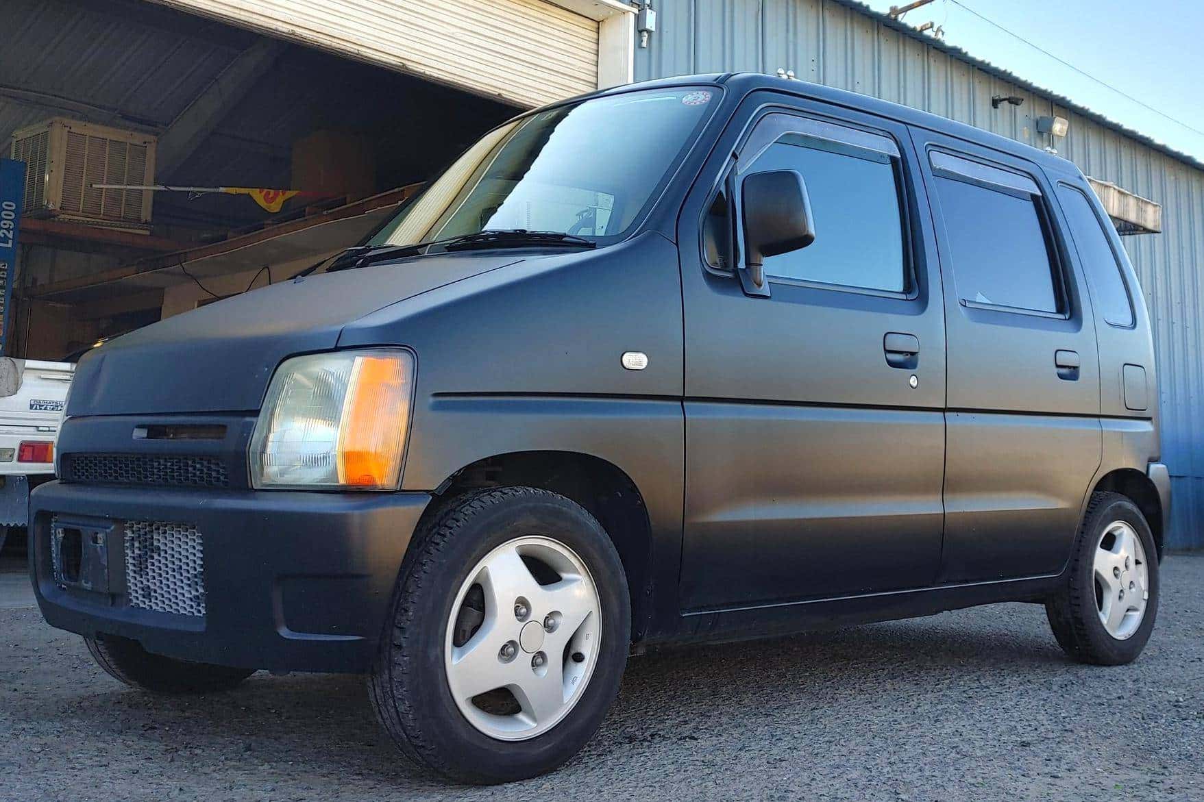 1996 Suzuki Wagon R sold for $3,700
