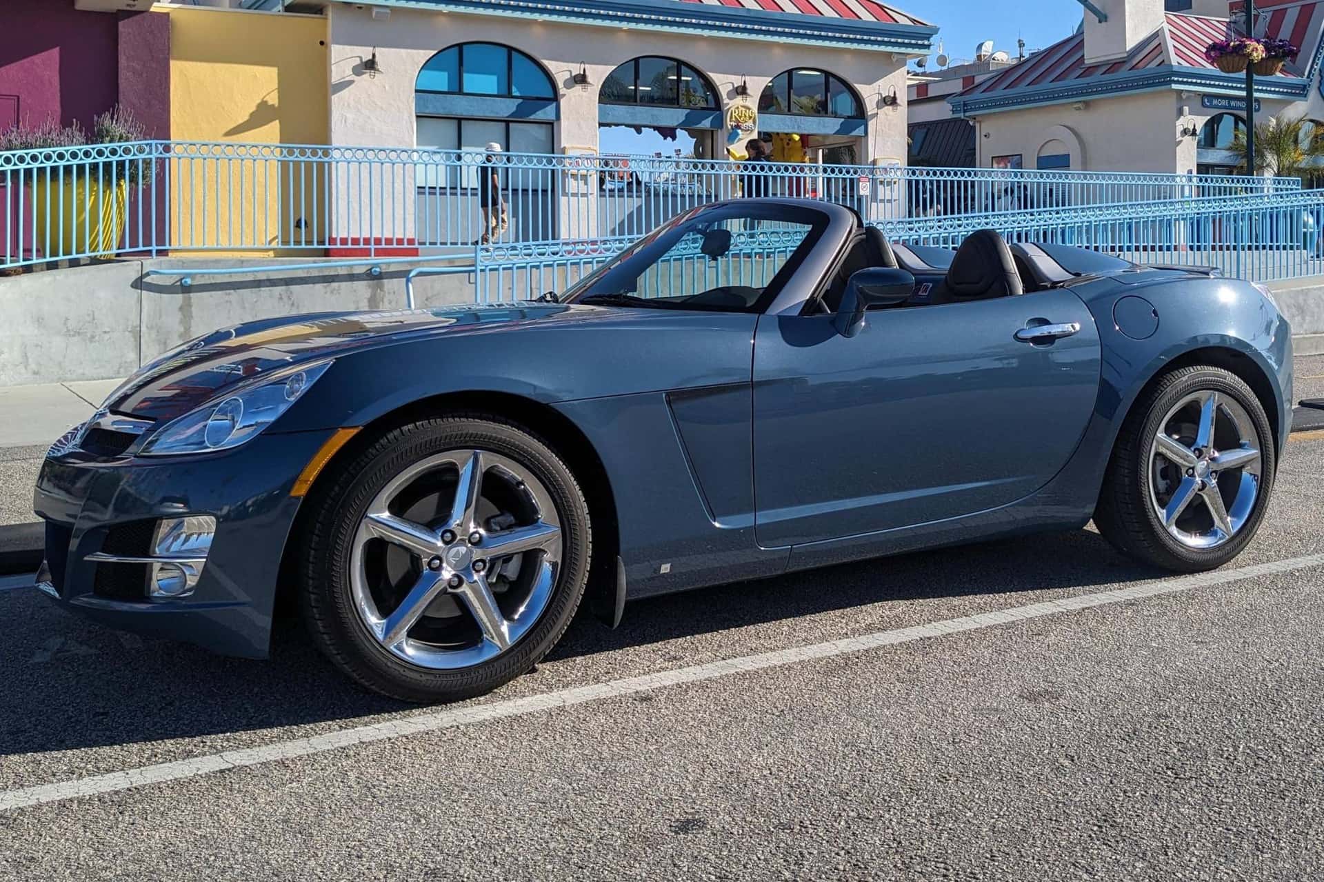 2007 Saturn Sky sold for $8,700