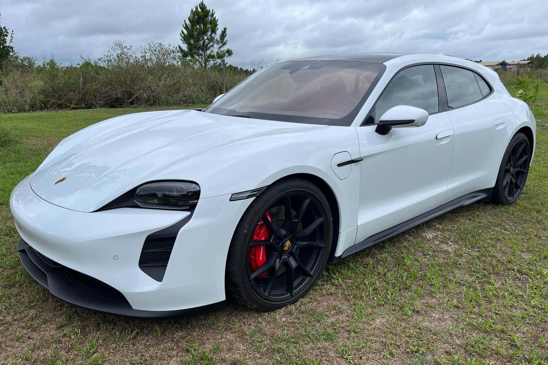 2023 Porsche Taycan sold for $92,000