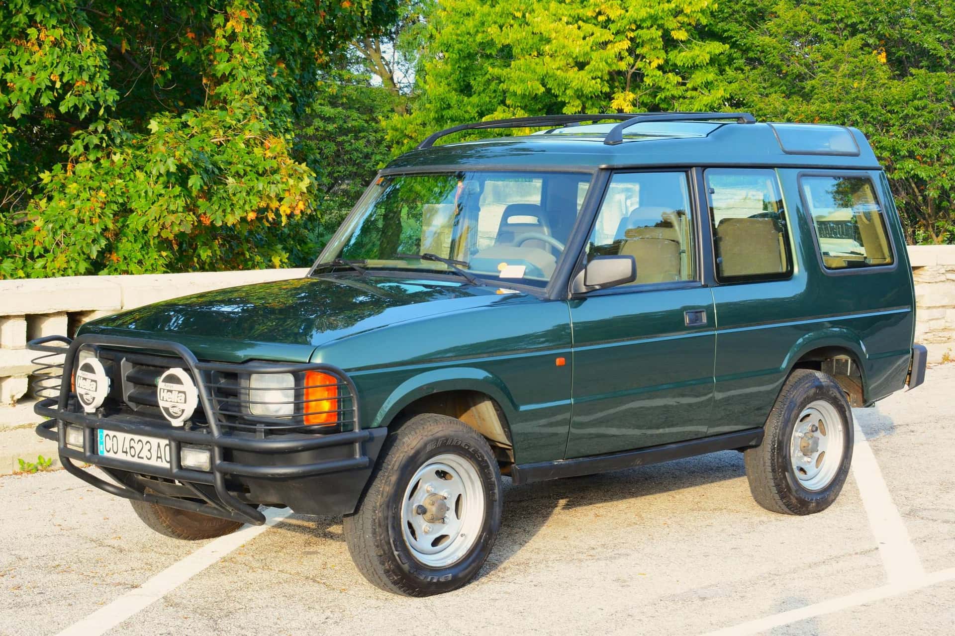 1992 Land Rover Discovery sold for $17,000