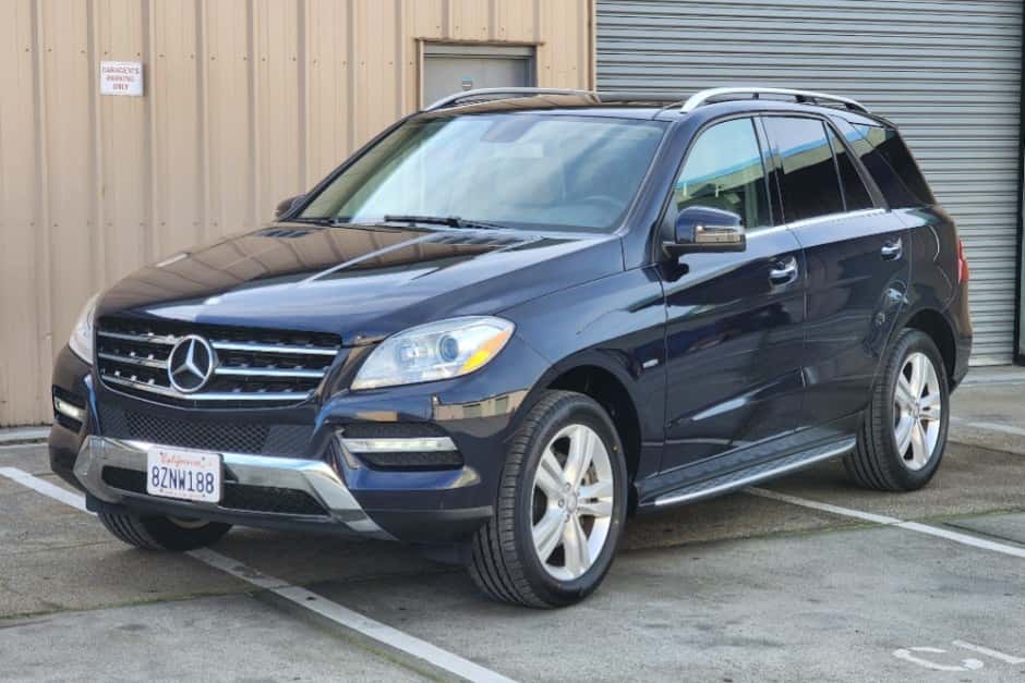 2012 Mercedes-Benz M-Class & GLE-Class sold for $19,500