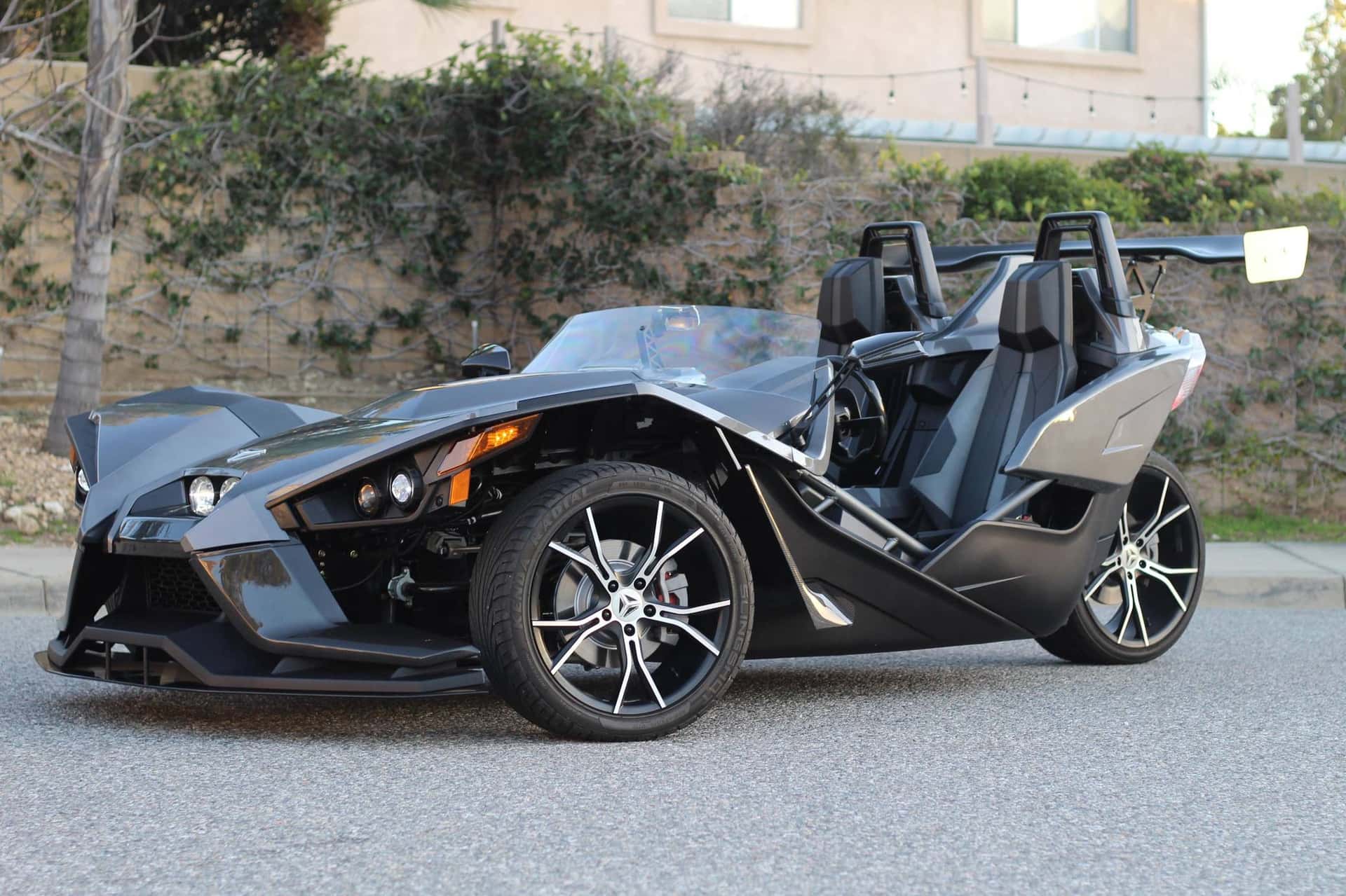 2015 Polaris Slingshot sold for $16,500