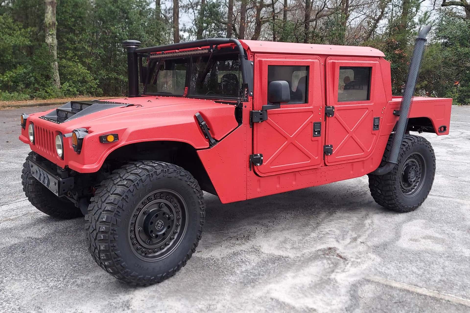 1992 AM General Hummer sold for $34,000
