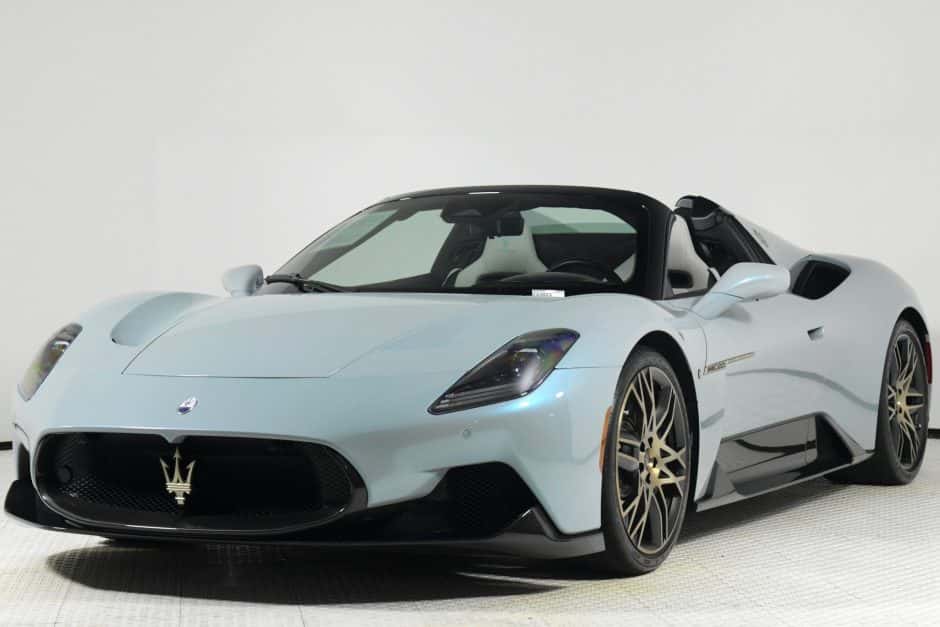 2023 Maserati MC20 sold for $274,000