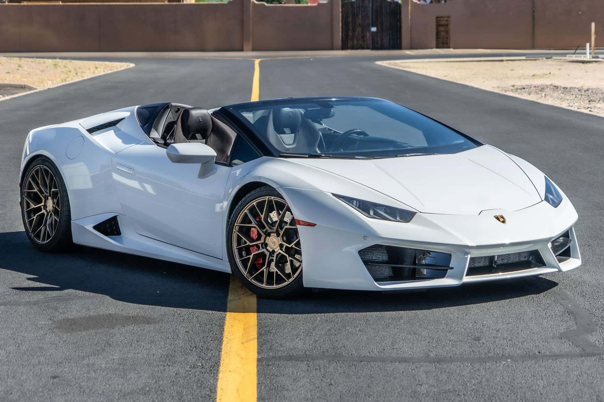 2017 Lamborghini Huracan sold for $149,500