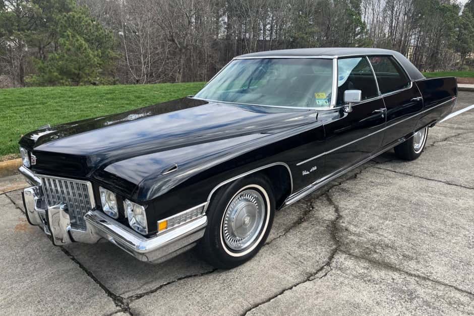 1971 Cadillac DeVille sold for $12,250
