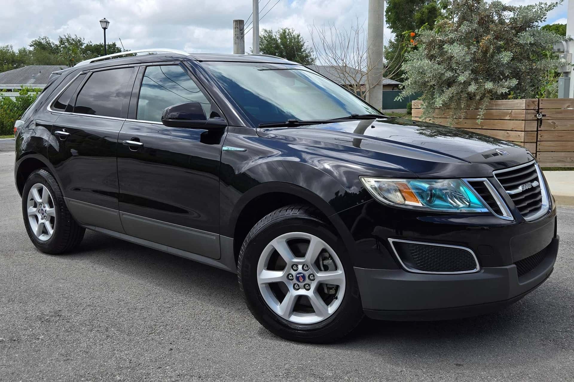 2011 Saab 9-4X sold for $8,700