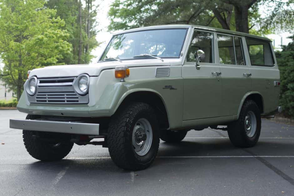 1976 Toyota Land Cruiser FJ55 sold for $48,000