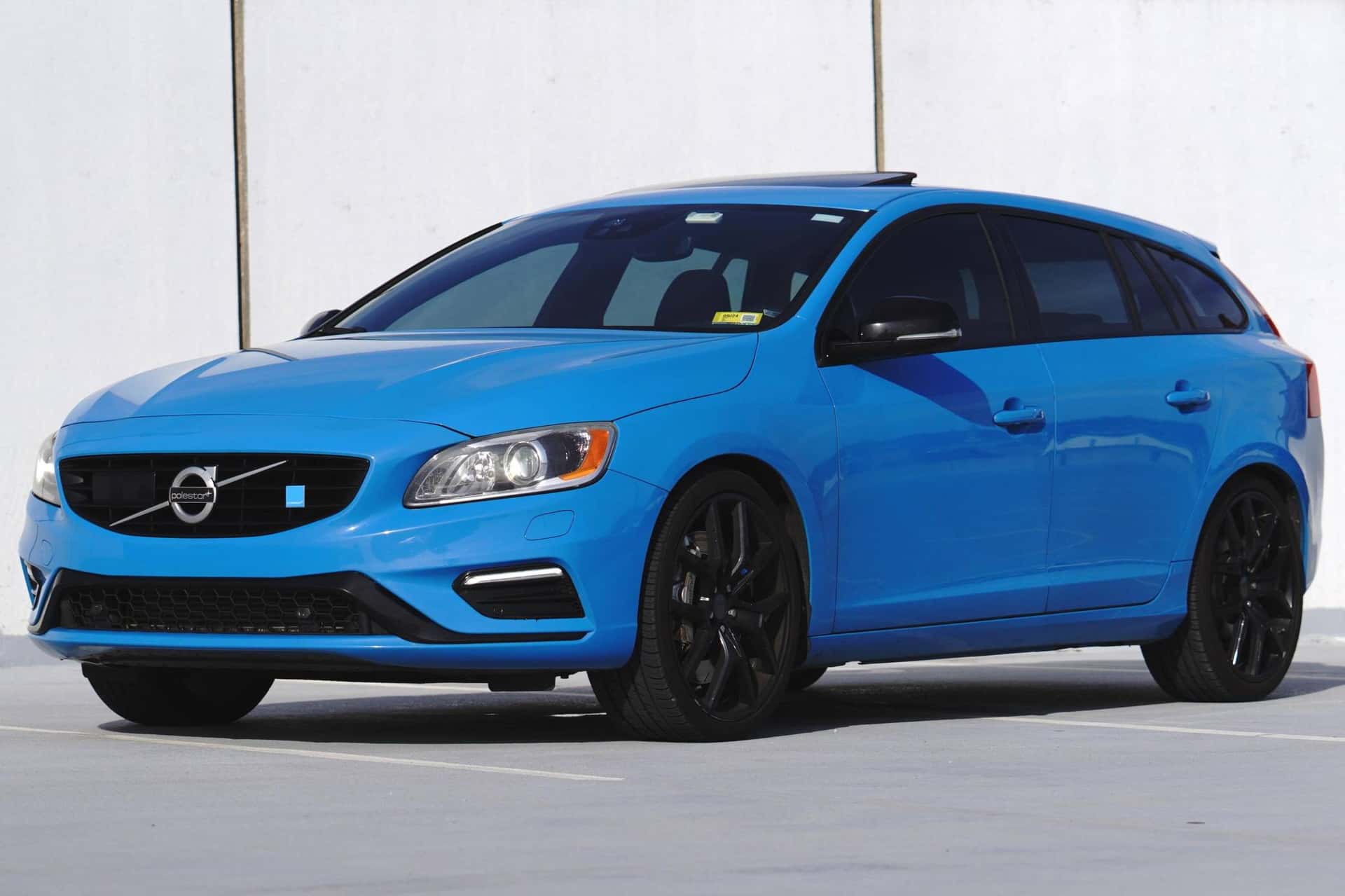 2015 Volvo V60 sold for $22,250
