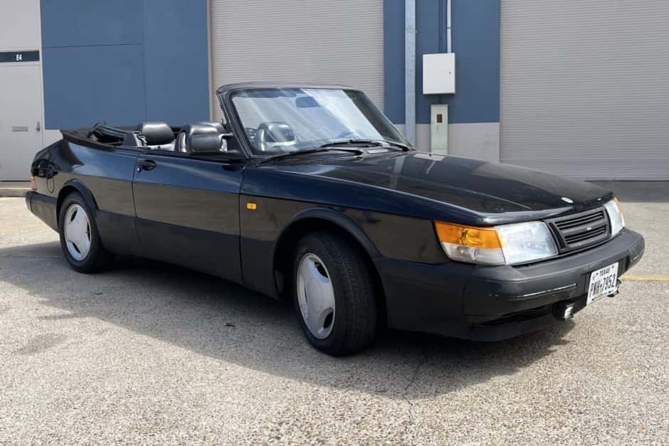 1988 Saab 900 sold for $5,000