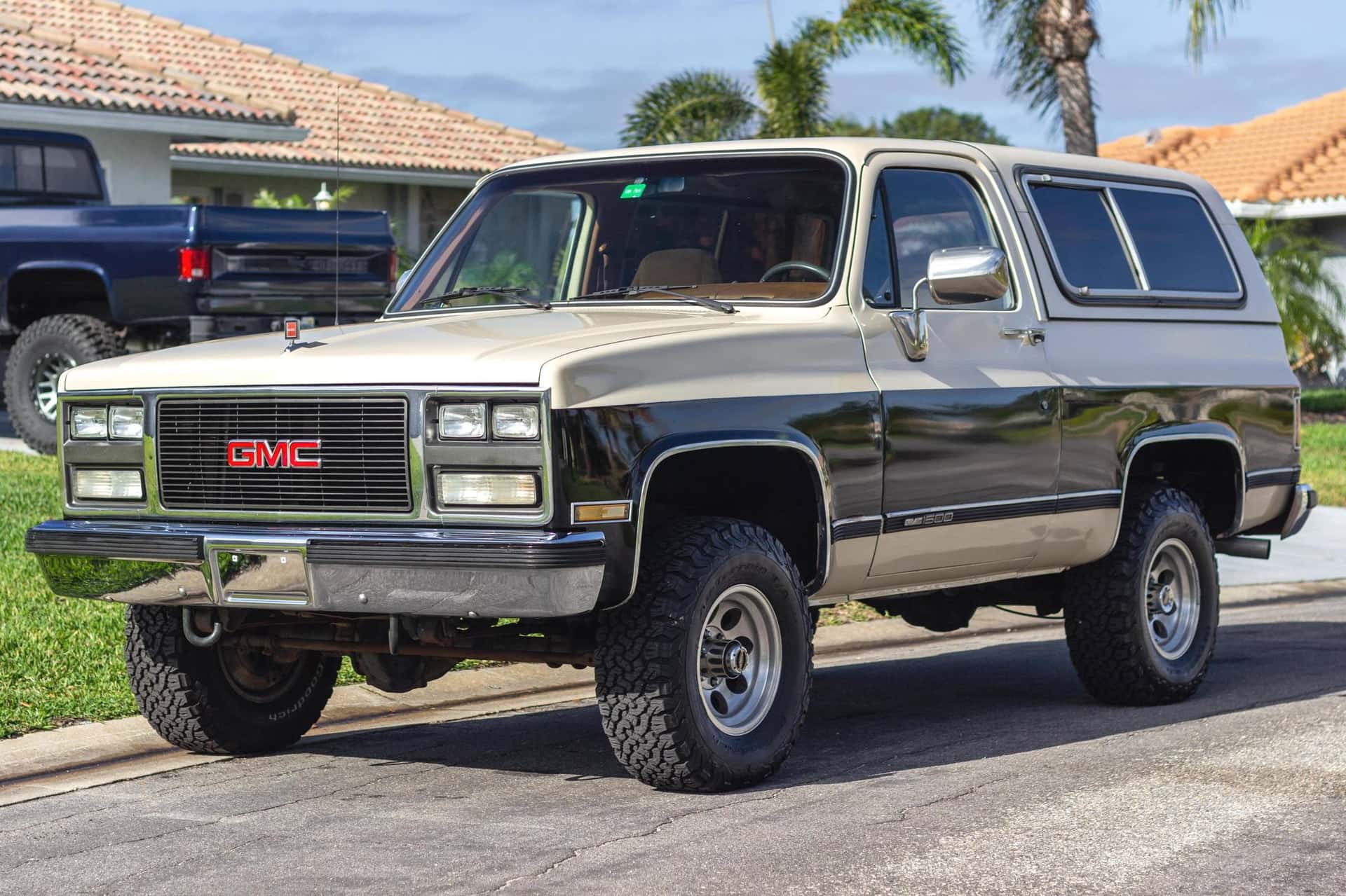 1990 GMC Jimmy sold for $13,000