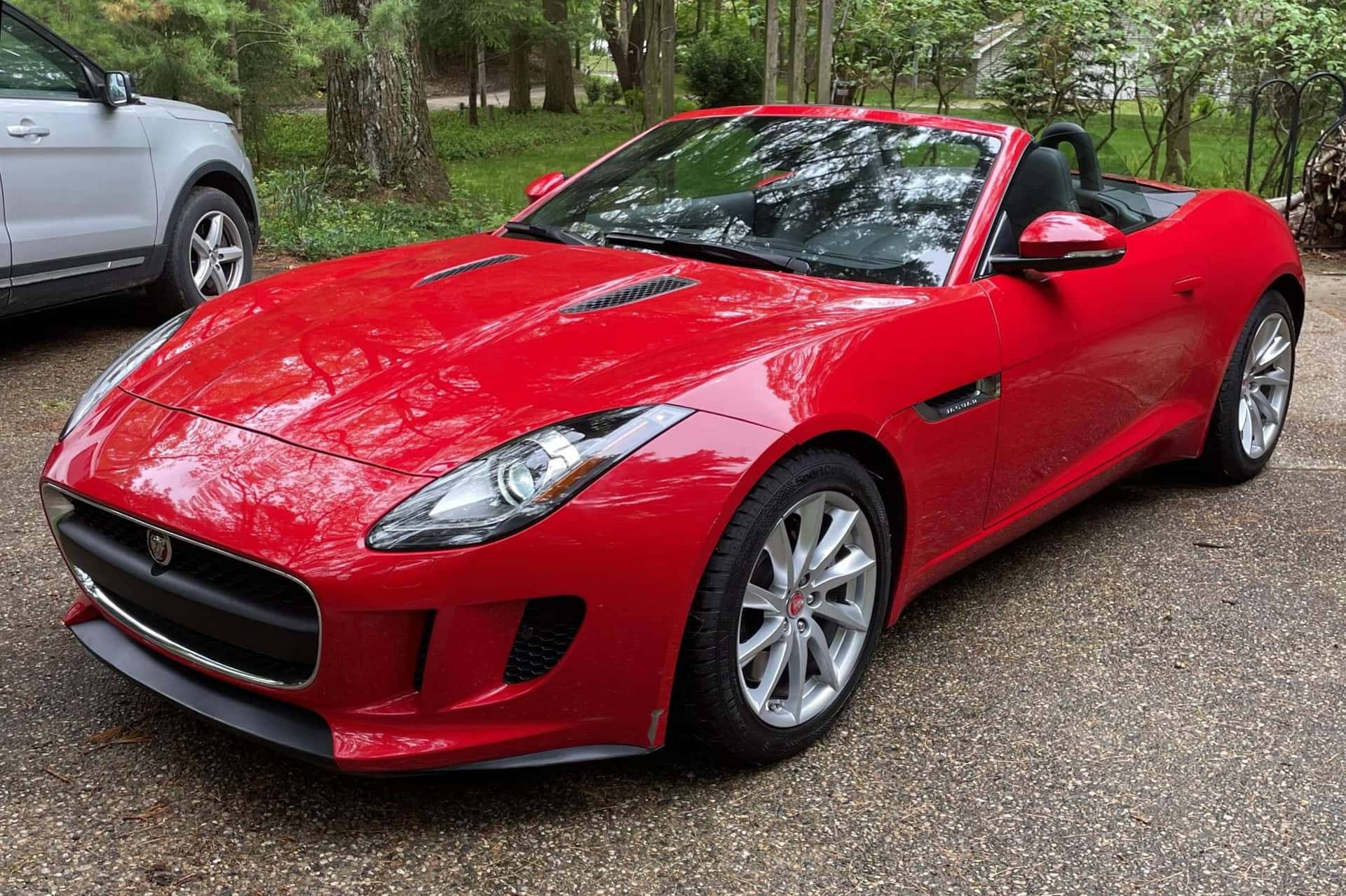 2017 Jaguar F-Type sold for $31,250